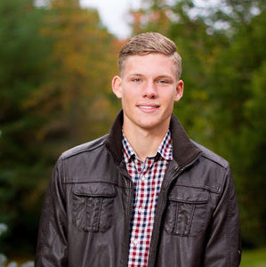 Meet your Posher, Derek